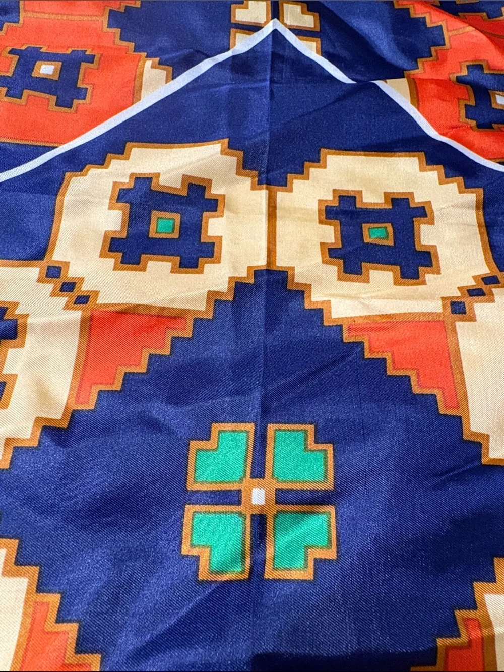 Vintage Luxurious Totes Rain Scarf Geometric Print Scarf in Navy/Orange/Green
